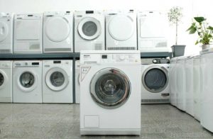 Mașini de spălat moderne vs. modele clasice – Care sunt diferențele reale și ce merită să alegi astăzi